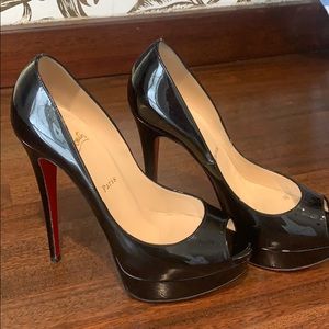 Worn Once Louboutin Lady Peep Black Patent 150mm